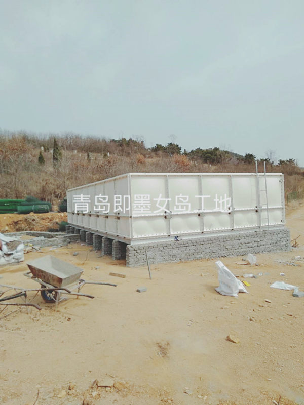 青島玻璃鋼水（shuǐ）箱