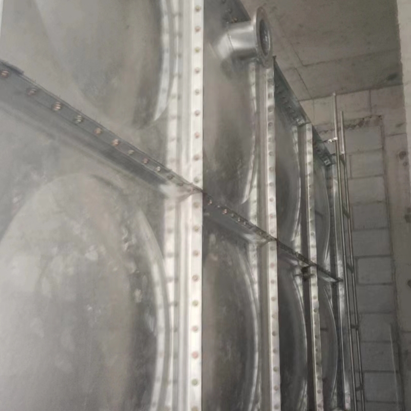 天津靜海萬達禦府世家鍍鋅板水箱（xiāng）